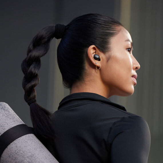 Beats Solo Buds - Image 2