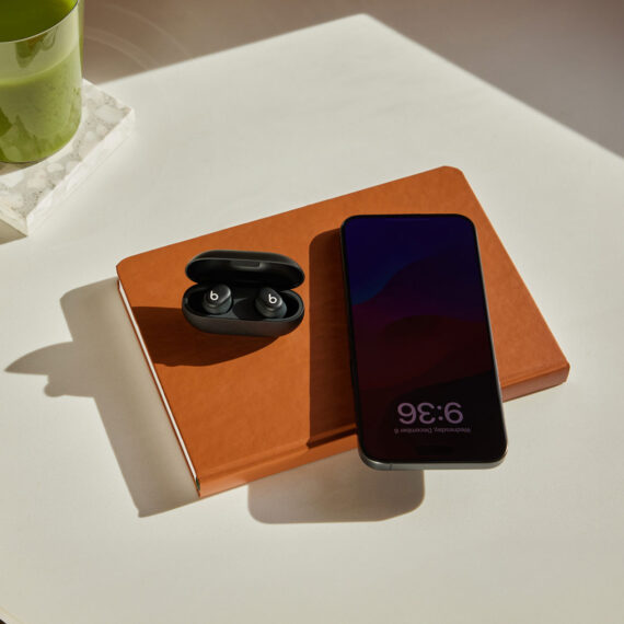 Beats Solo Buds - Image 3